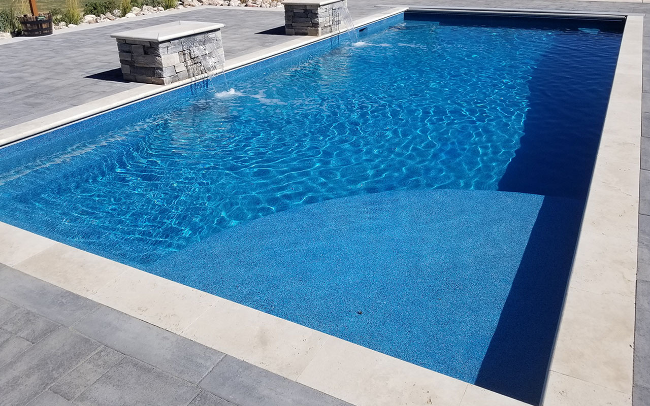 St George Custom Fiberglass Pools