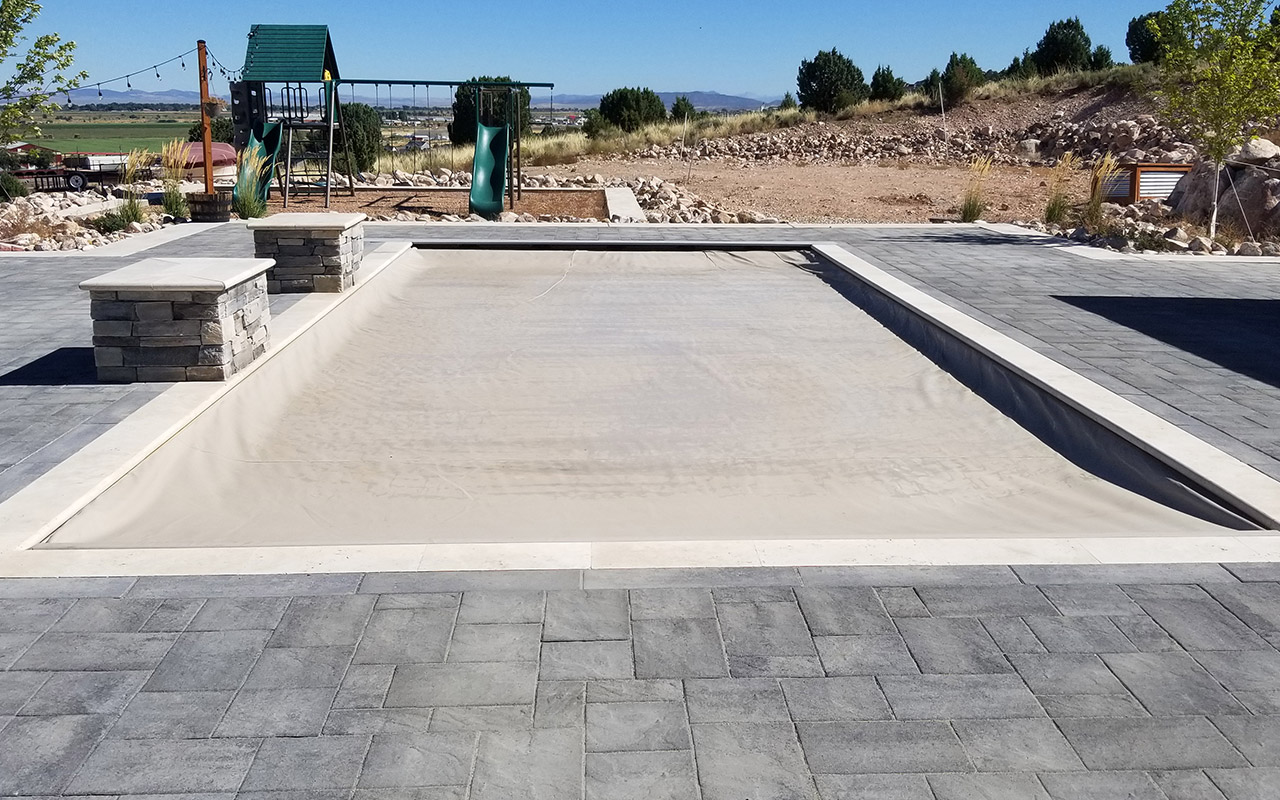 St George Pools - Automatic Safety Pool Covers